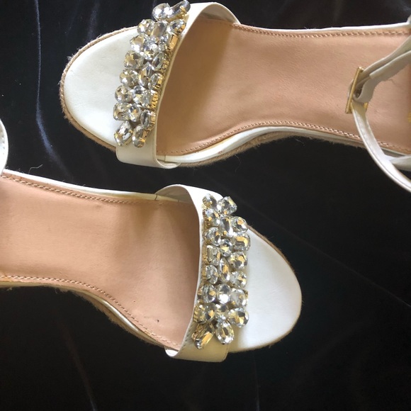 Cole Stewart Wedges - Picture 5 of 8